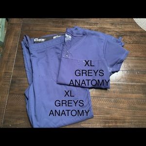 Women’s XL-LG scrubs